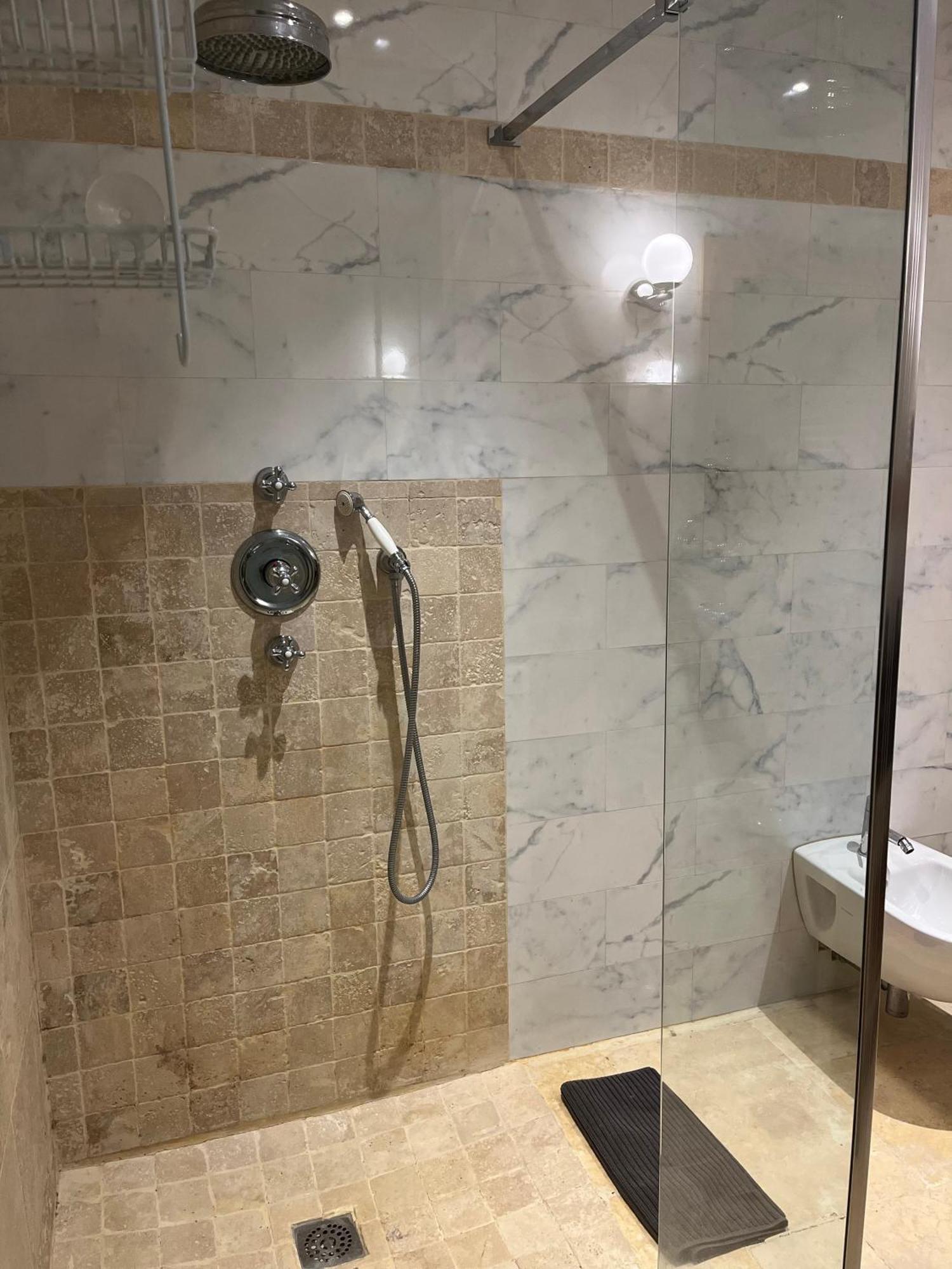 Bed and Breakfast Grand Tamaris Hosting Arles Exterior foto